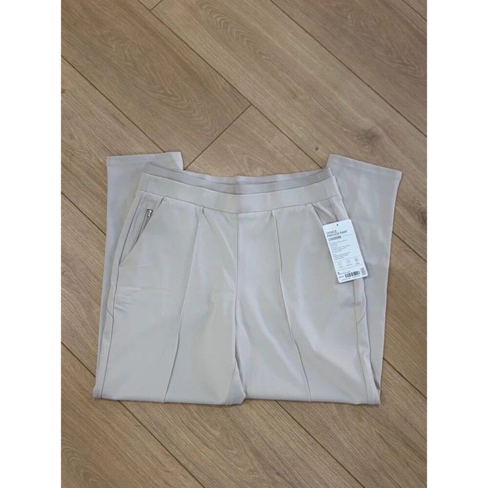NWT Athleta Venice Pintuck Ankle Pants Beige Small